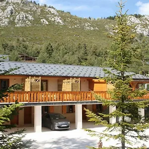 le-cytise.fr-provencehotel.com/